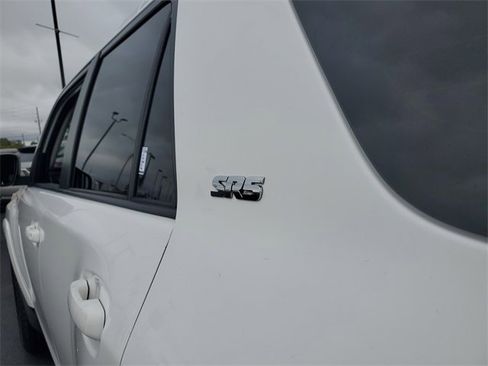 Used 2018 Toyota 4Runner SR5 image 8