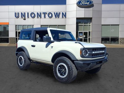 Used 2025 Ford Bronco 2-Door w/ Sasquatch Package image 1