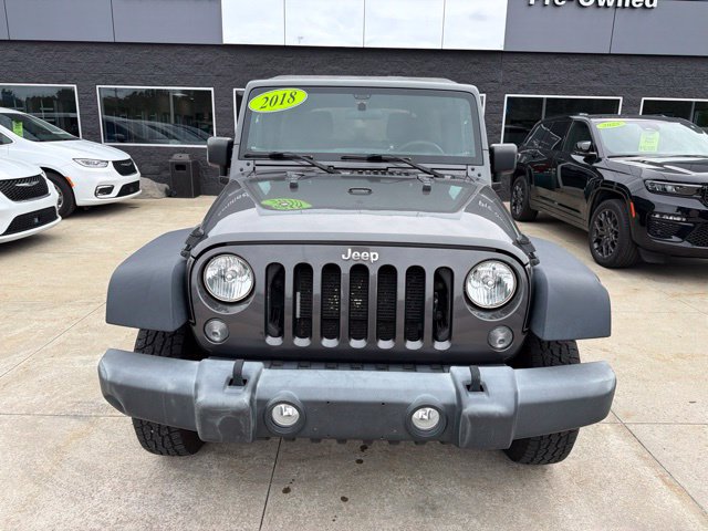 Used 2018 Jeep Wrangler Unlimited Sport AWD/4WD image 2