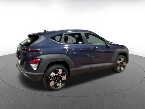 Used 2025 Hyundai Kona SEL image 10