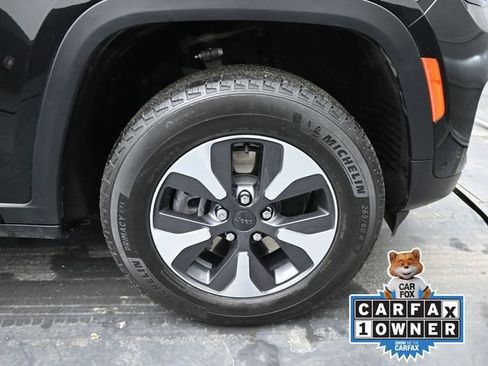 Used 2022 Jeep Grand Cherokee Limited 4xe w/ Luxury Tech Group II image 44
