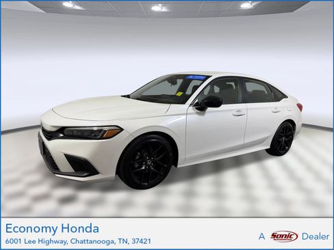 Used 2024 Honda Civic Sport image 1