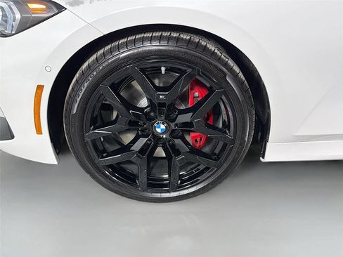 New 2026 BMW 330i Sedan w/ M Sport Package RWD image 34