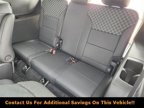 New 2026 GMC Acadia Denali w/ Super Cruise Package image 21