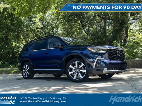 Used 2024 Honda Pilot Touring image 1