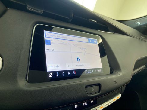 Used 2021 Cadillac XT4 Sport w/ Sun And Sound Package image 28