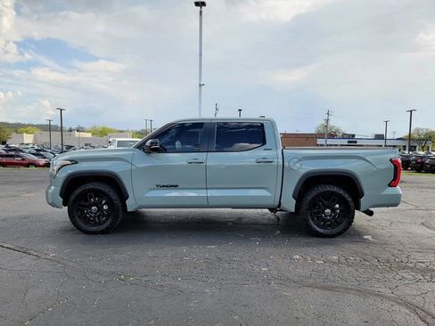 Used 2024 Toyota Tundra Limited AWD/4WD image 9