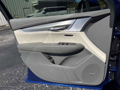 New 2026 Cadillac XT5 Premium Luxury image 18
