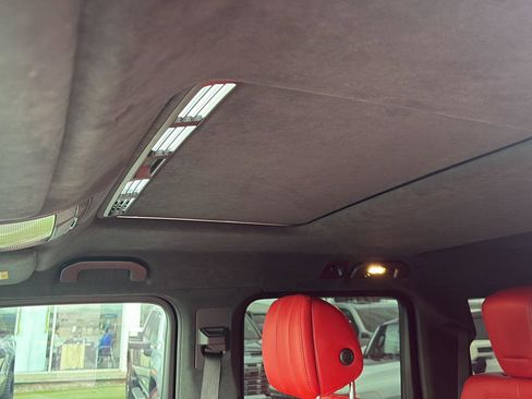 Used 2022 Mercedes-Benz G 550 image 37
