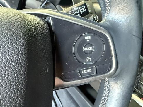 Used 2017 Honda Civic Sport image 21