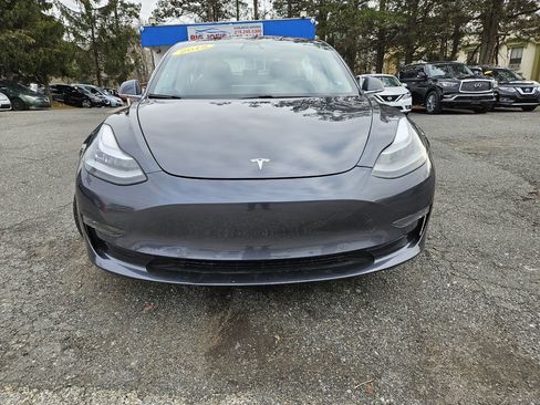 Used 2018 Tesla Model 3 Mid Range image 8