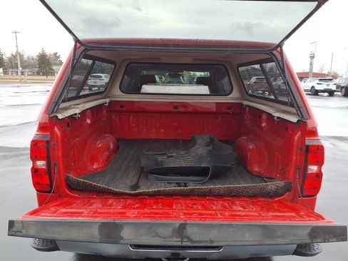 Used 2018 Chevrolet Silverado 1500 LT w/ All Star Edition image 21