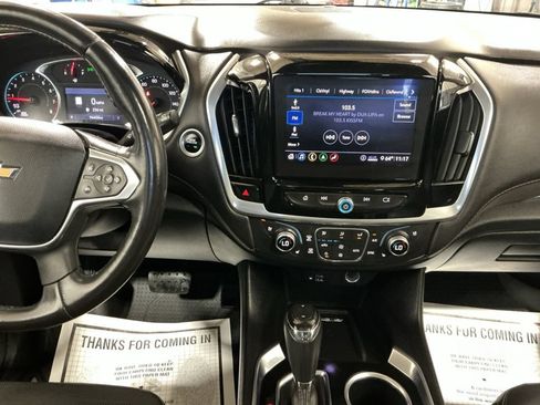 Used 2020 Chevrolet Traverse High Country AWD/4WD image 17