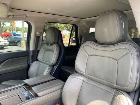 Used 2023 Lincoln Navigator Black Label AWD/4WD image 16