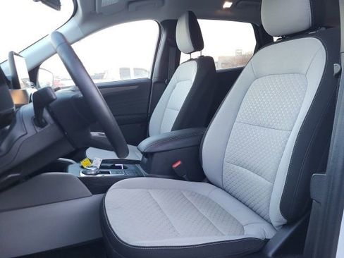 Used 2023 Ford Escape Active image 10