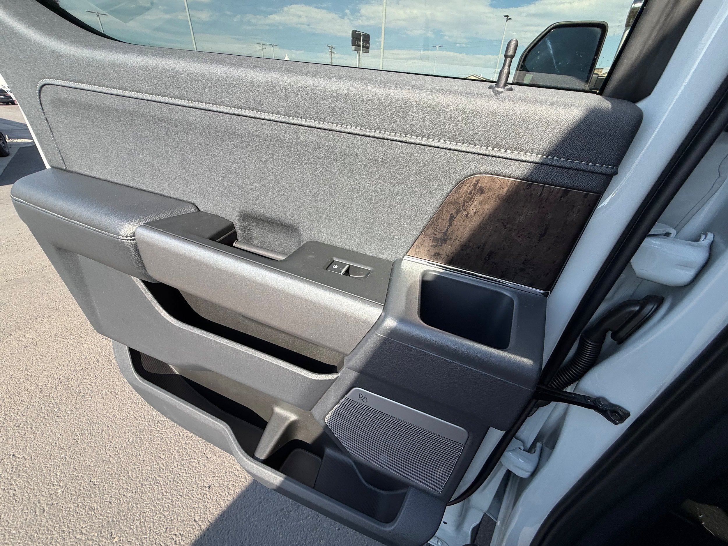 New 2026 Ford F350 Lariat w/ Tremor Off-Road Package AWD/4WD image 23