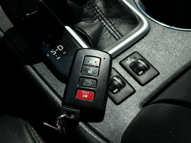 Used 2018 Toyota Highlander XLE AWD/4WD image 52