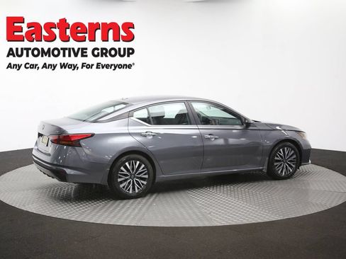 Used 2024 Nissan Altima 2.5 SV FWD image 42