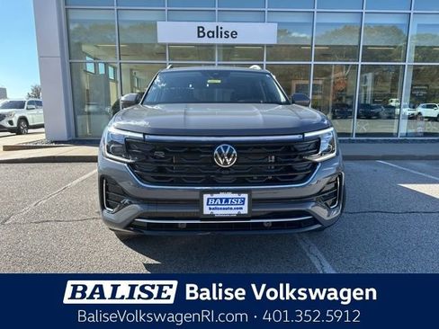 New 2026 Volkswagen Atlas SEL Premium R-Line image 2