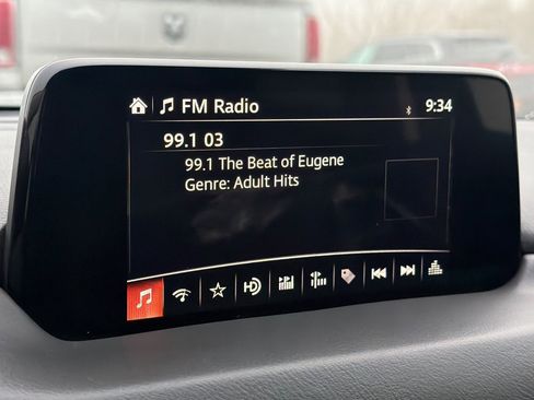 Used 2020 MAZDA CX-5 Touring image 17