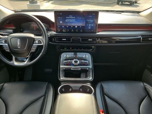 Used 2023 Lincoln Nautilus Reserve w/ Equipment Group 202A AWD/4WD image 13