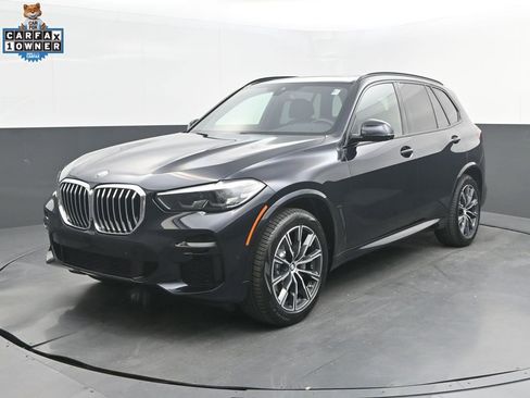 Used 2022 BMW X5 xDrive40i w/ M Sport Package AWD/4WD image 1