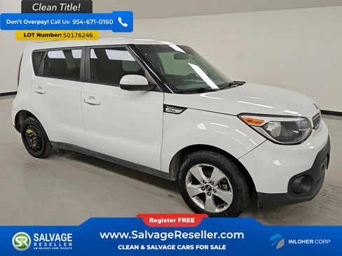 Used 2017 Kia Soul FWD image 5