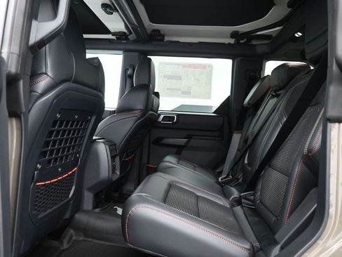 New 2025 Ford Bronco Raptor w/ Interior Carbon Fiber Pack image 18