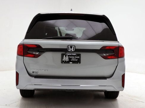 Used 2025 Honda Odyssey EX-L image 8