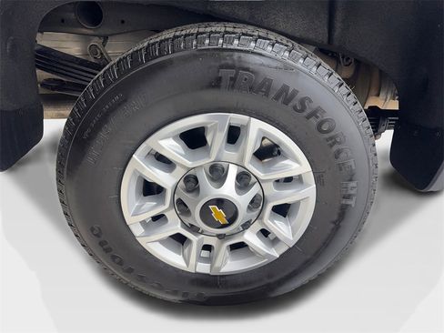 Used 2024 Chevrolet Silverado 2500 LT image 84