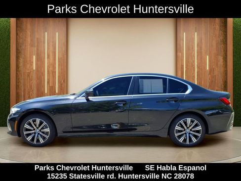 Used 2025 BMW 330i xDrive Sedan AWD/4WD image 28