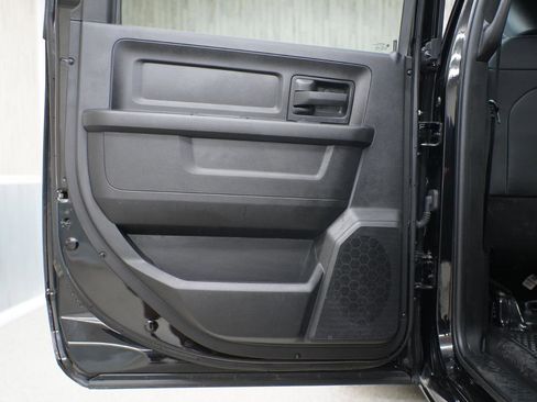 Used 2024 RAM 3500 Tradesman w/ Snow Chief Group image 35