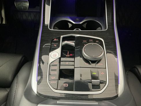 Certified 2023 BMW X7 xDrive40i w/ M Sport Package image 13