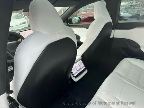Used 2024 Tesla Model S AWD image 21