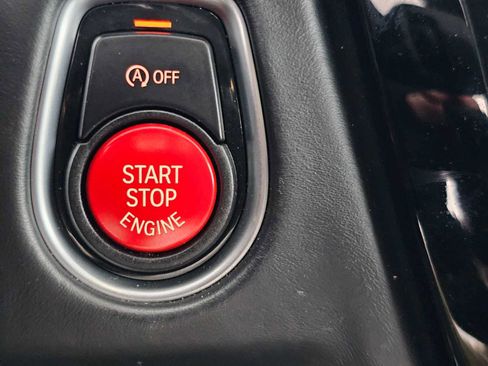 Used 2020 BMW M4 Convertible w/ M Driver's Package image 27