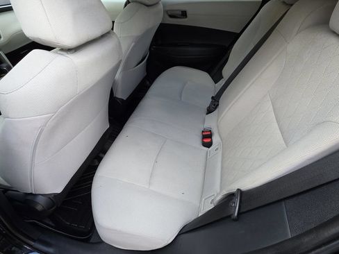 Used 2023 Toyota Corolla Cross LE FWD image 8