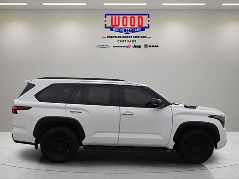 Used 2023 Toyota Sequoia TRD Pro AWD/4WD image 9