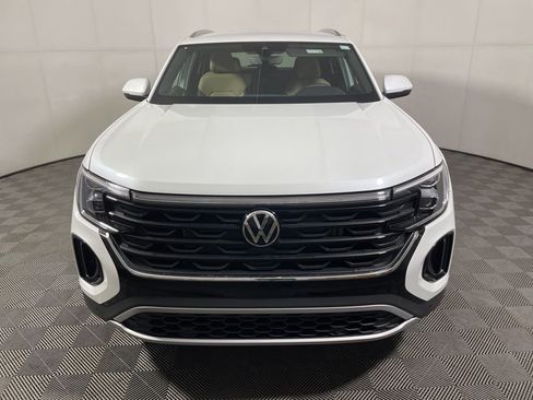 New 2026 Volkswagen Atlas Cross Sport SE image 3