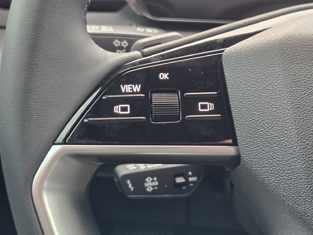 New 2027 Audi Q6 e-tron Premium AWD/4WD image 32