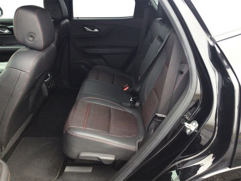 Used 2022 Chevrolet Blazer RS w/ Enhanced Convenience Package image 10