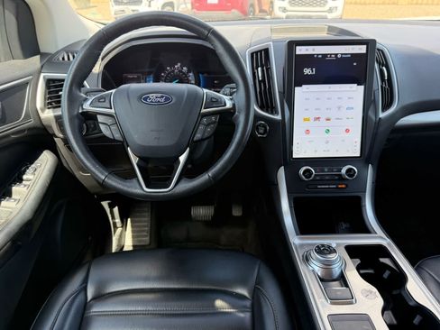 Used 2024 Ford Edge SEL AWD/4WD image 16