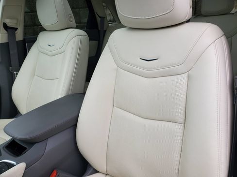 Certified 2024 Cadillac XT5 Premium Luxury w/ LPO, Floor Liner Package AWD/4WD image 36