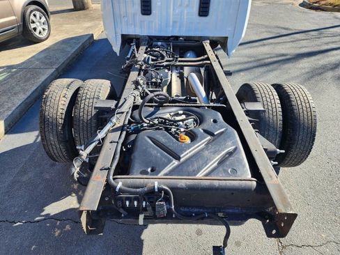 Used 2022 Chevrolet Silverado 3500 W/T w/ WT Fleet Convenience Package image 5