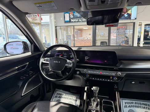 Used 2025 Kia Telluride S image 25