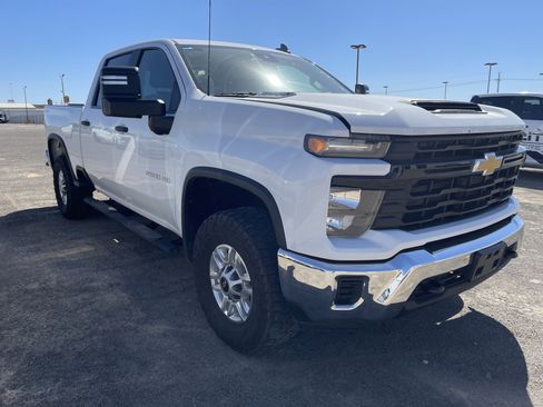 Used 2024 Chevrolet Silverado 2500 W/T w/ WT Fleet Convenience Package image 2