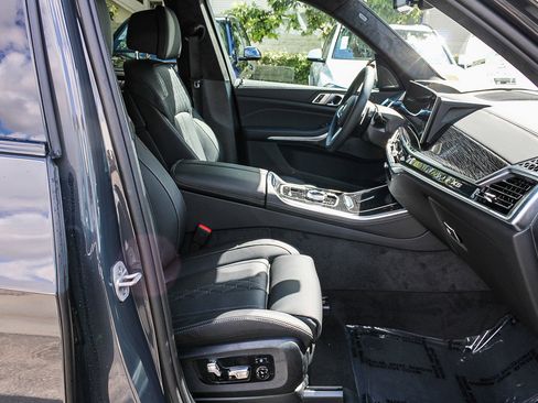 New 2026 BMW X5 xDrive50e w/ Executive Package image 16