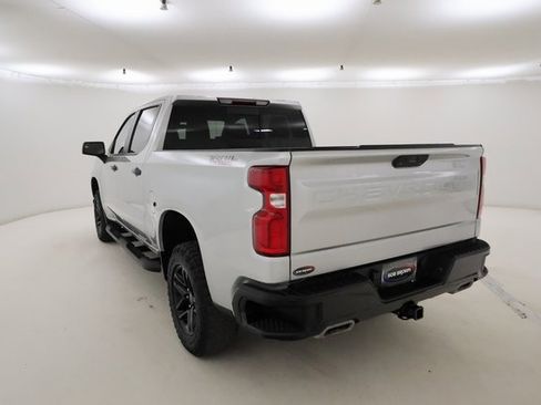 Used 2021 Chevrolet Silverado 1500 LT Trail Boss w/ Convenience Package II image 27