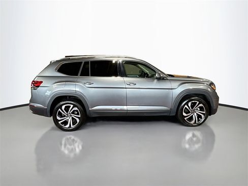 Used 2021 Volkswagen Atlas SEL Premium image 5