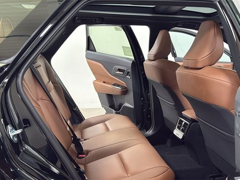 New 2026 Toyota Crown Signia image 17