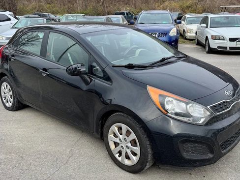 Used 2013 Kia Rio EX image 4